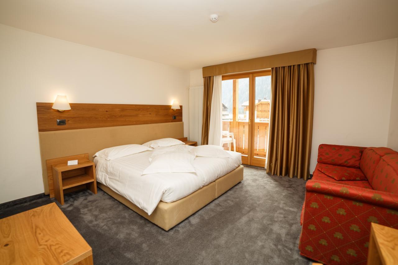 Olympic Regina Hotel Пинцоло Экстерьер фото